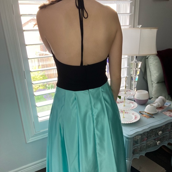 Black and Blue Prom/Grad Dress - Picture 11 of 16